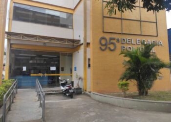 Homem é preso por suspeita de tráfico de drogas em Vassouras