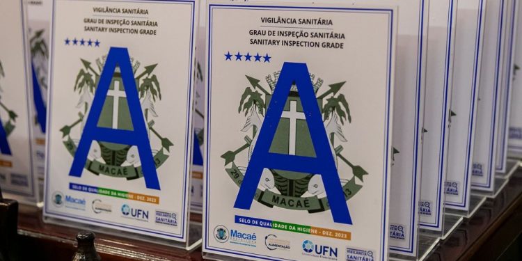 Selos reconhecem boas práticas sanitárias em estabelecimentos